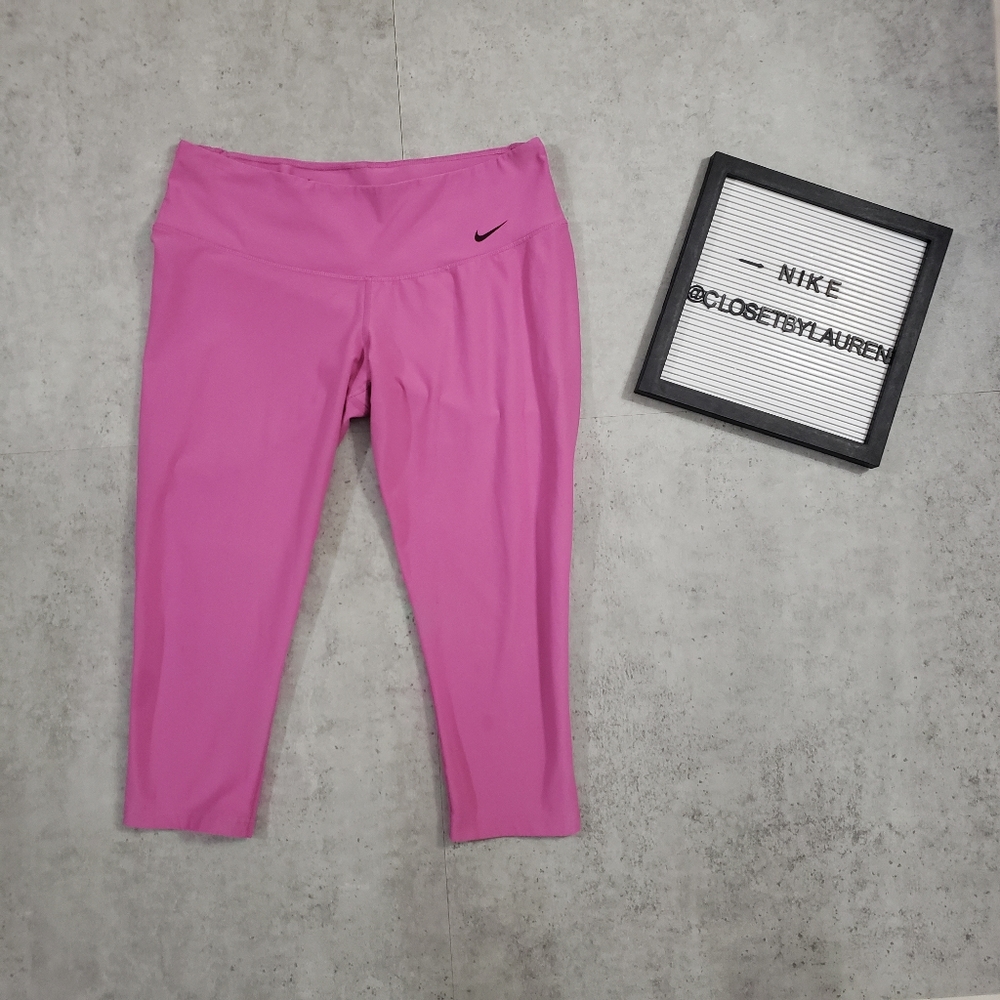Nike Cropped Dri-Fit Leggings